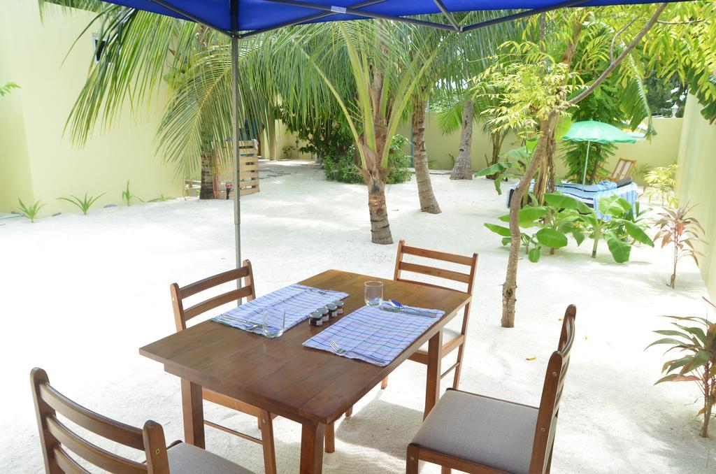 Whale Shark Inn Maamigili Extérieur photo